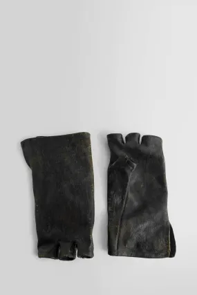 BORIS BIDJAN SABERI MAN BLACK GLOVES