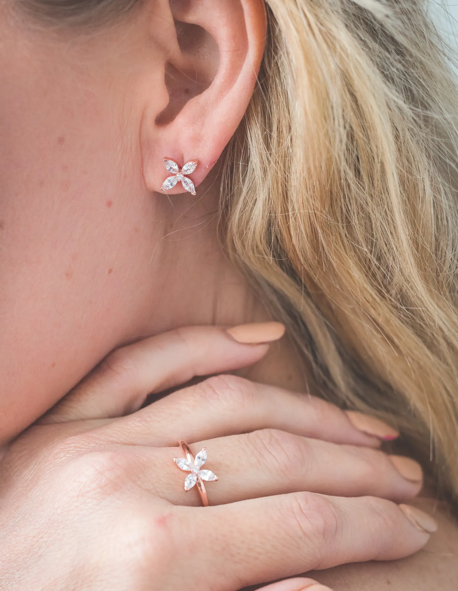 Georgini Heirloom Favoured Earrings - Rose Gold