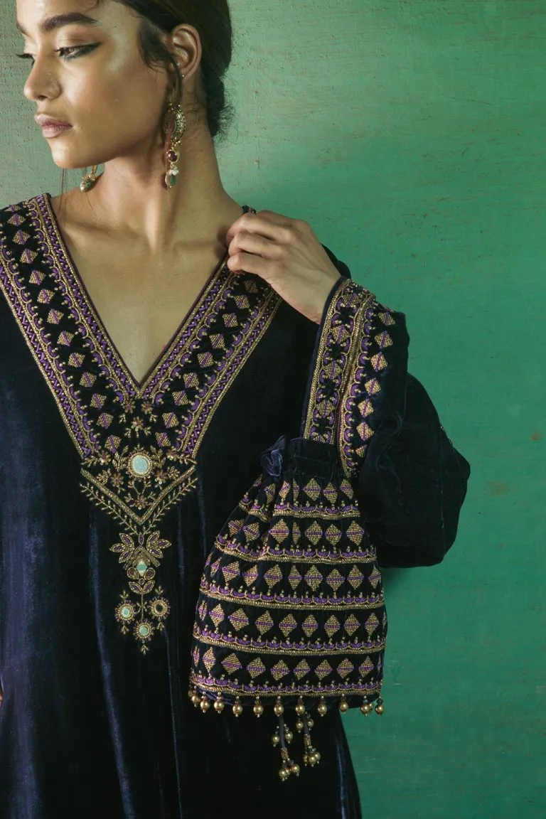 Khwaab Zardozi Embroidered Kurta Set