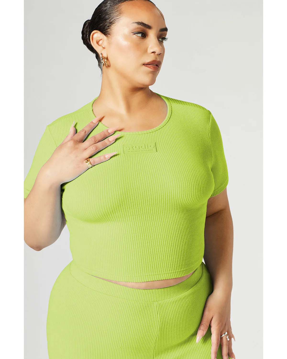 Ribbed Crew Neck Crop Top