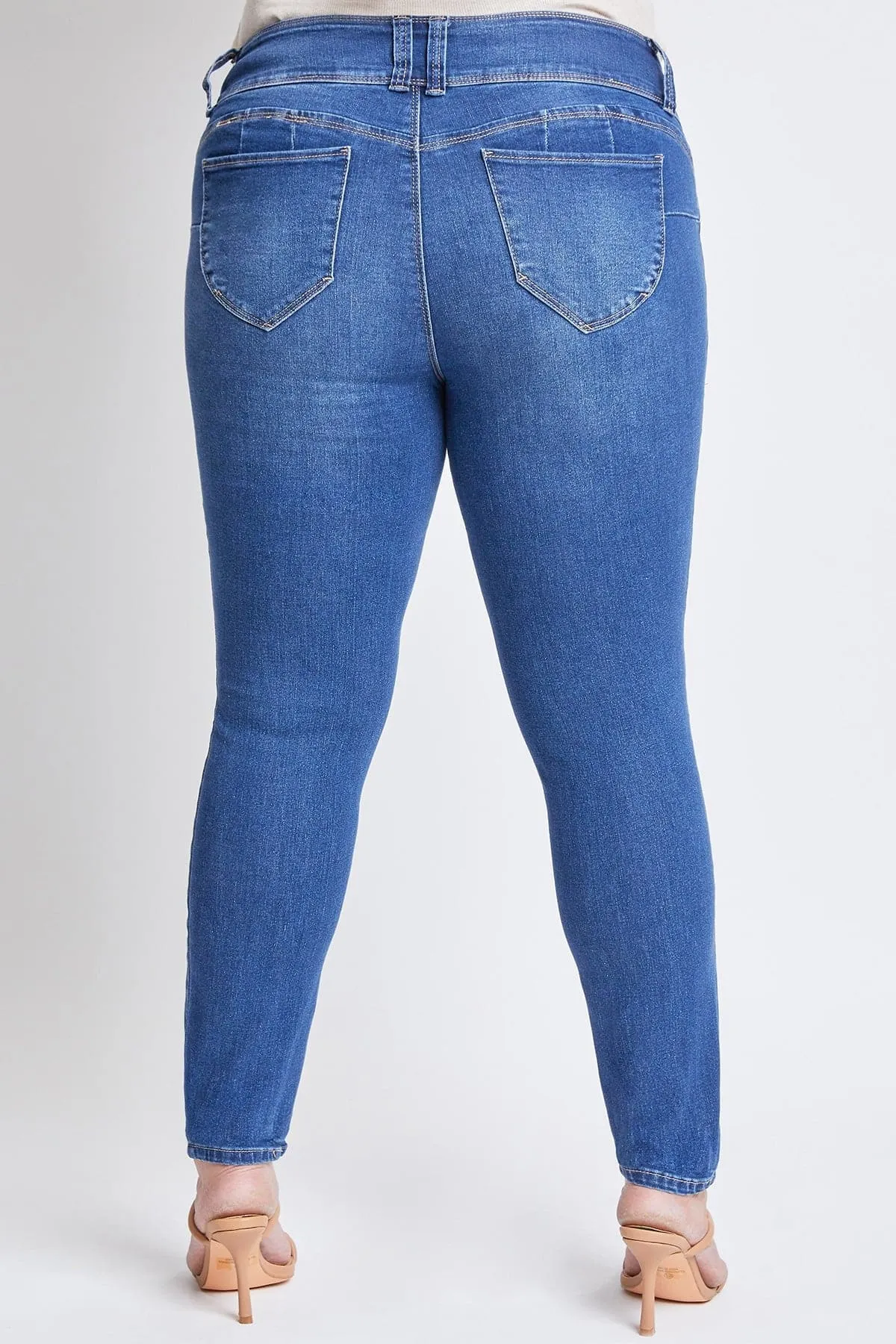 Women's Plus Size Sustainable WannaBettaButt Skinny Jeans