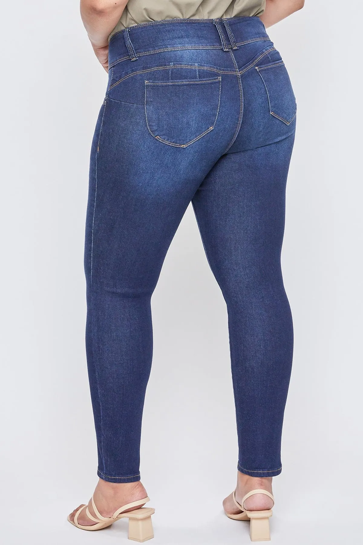 Women's Plus Size Sustainable WannaBettaButt Skinny Jeans